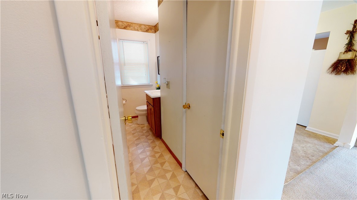 30054 Warren Road Wickliffe, OH 44092 - Photo 20 of 35 Gallery Image 20