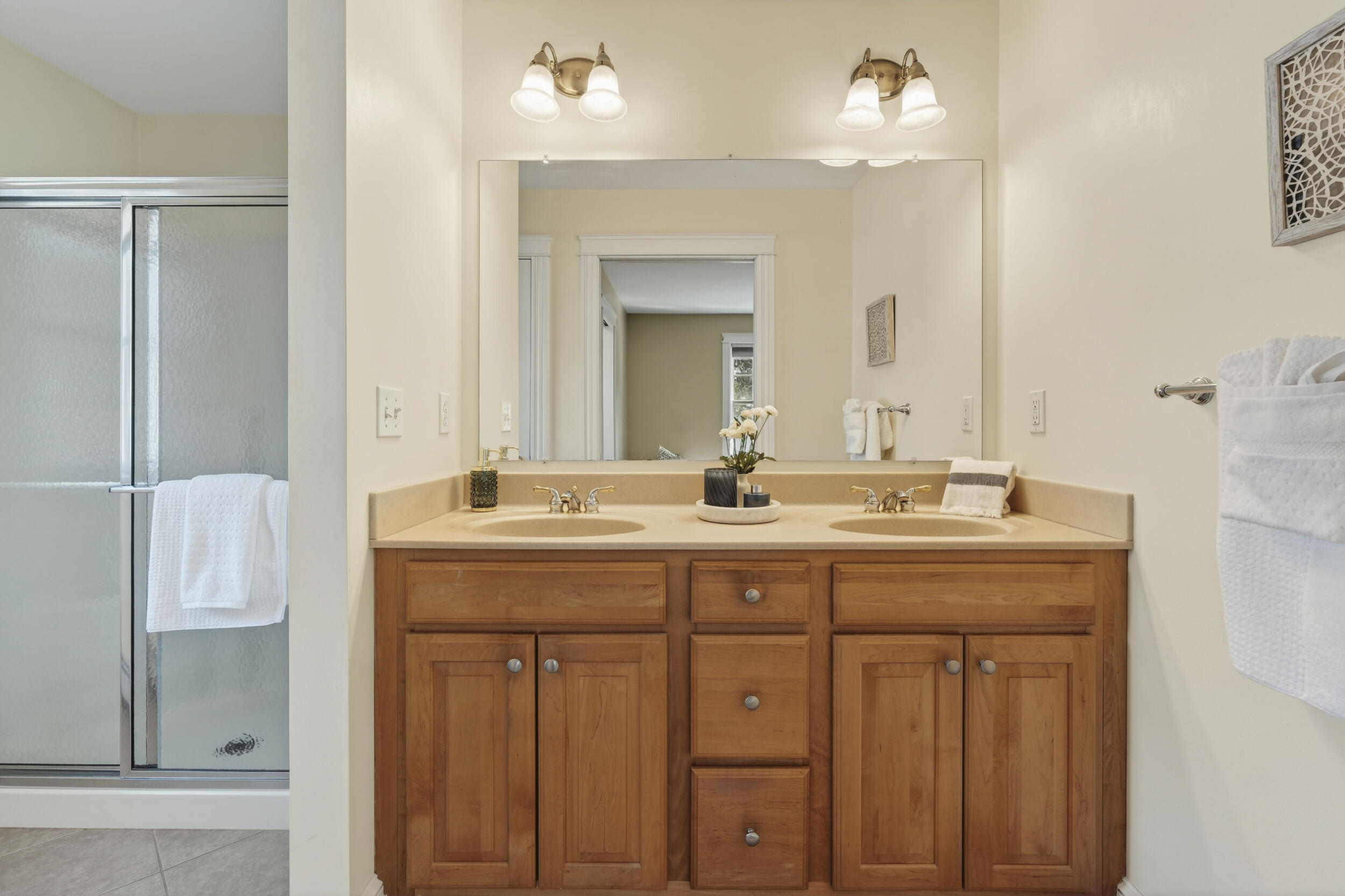 67 Brydon Way, Unit 70 Westbrook, ME 04092 - Photo 19 of 25 38_67brydon-41