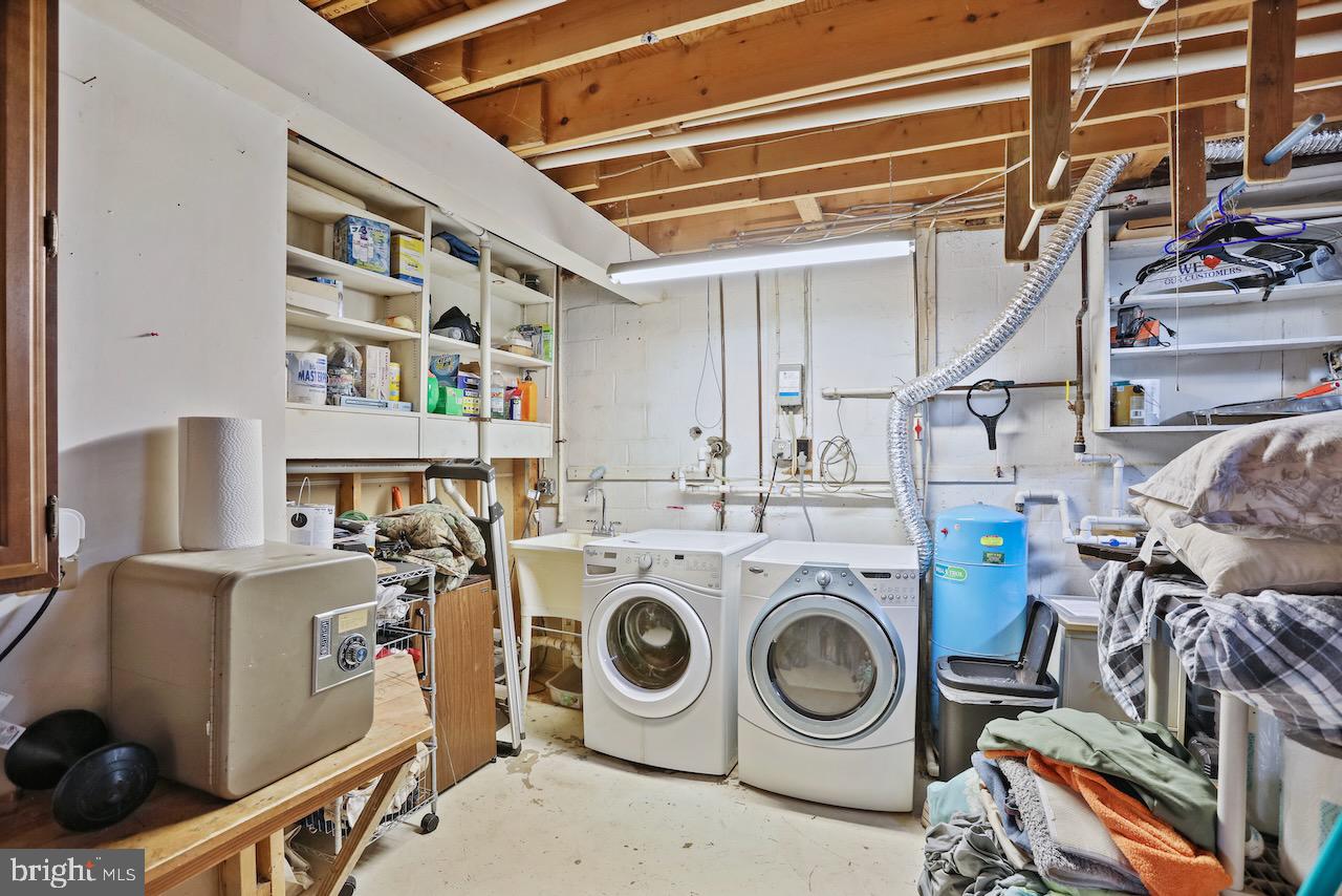 20371 Cockerill Road Purcellville, VA 20132 - Photo 15 of 41