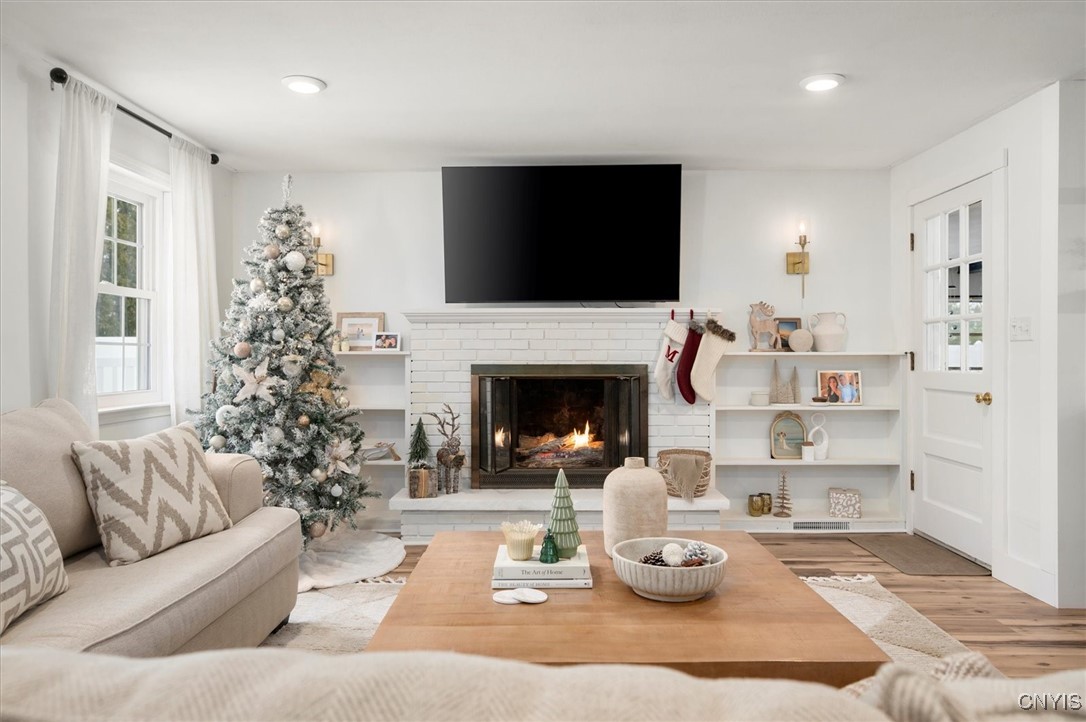 7816 Elwill Road Cicero, NY 13039 - Photo 6 of 47