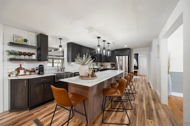 $485,000 | 7816 Elwill Road, Cicero, NY 13039