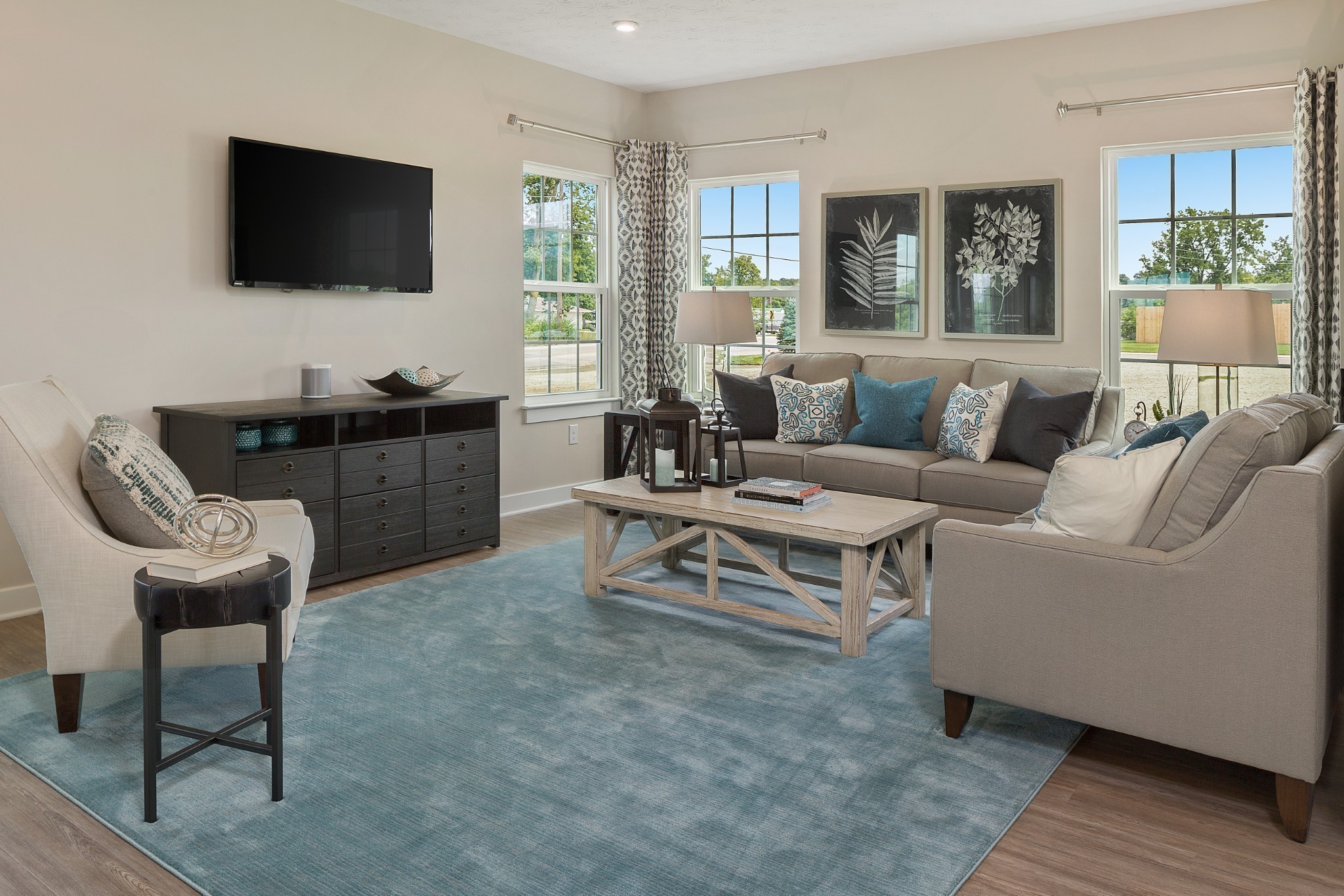 644 Castle Road Mount Juliet, TN 37122 - Photo 9 of 9 a living room with furniture and a flat screen tv