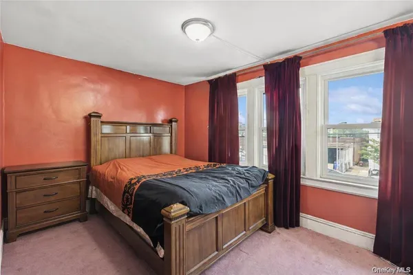 $949,999 | 87-47 139th Street | Briarwood