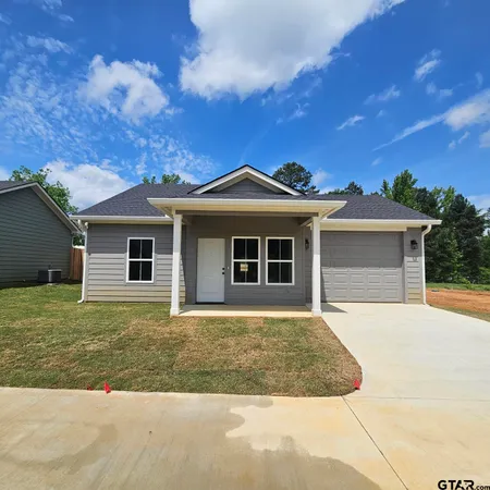 $1,600 | 18723 Farm To Market Road 850, Unit 3, Arp, TX 75750