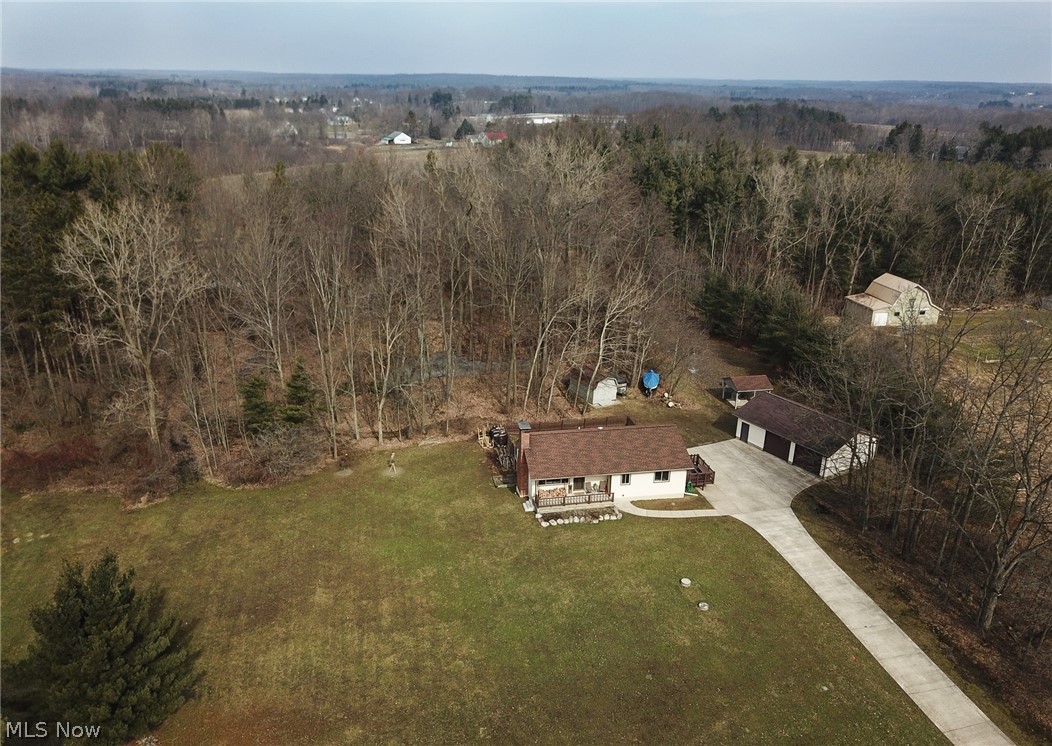 14740 Ensign Road Burton, OH 44021 - Photo 8 of 29