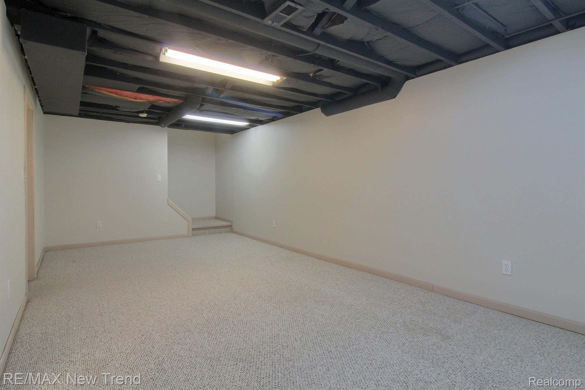 24728 Jamestowne Road Novi, MI 48375 - Photo 31 of 35 Gallery Image 31