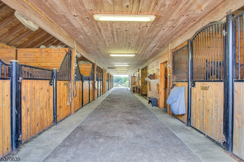 579 Goritz Road Asbury, NJ 08802 - Photo 40 of 50 a view of entryway