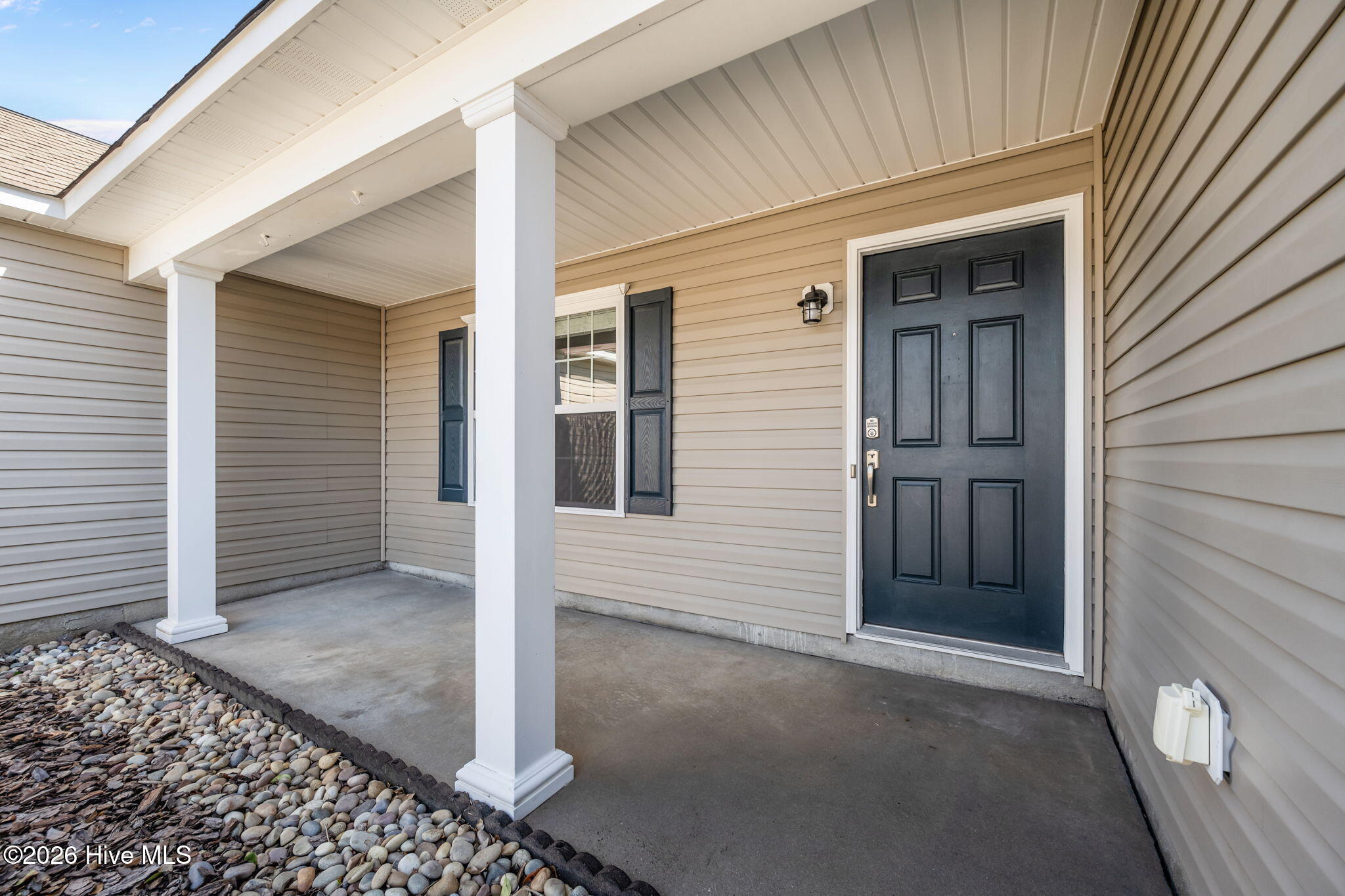 411 Tree Court Holly Ridge, NC 28445 - Photo 6 of 54 6-web-or-mls-06