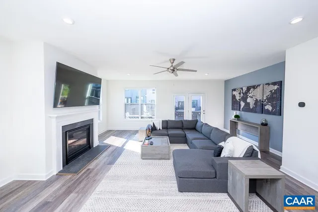 $3,900 | 1521 Knoll Lane, Charlottesville, VA 22911