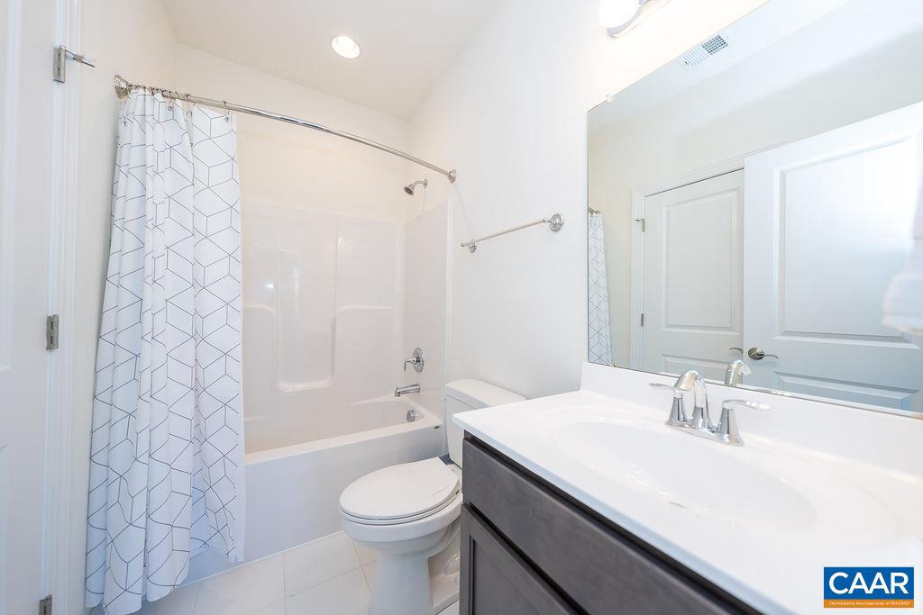 1521 Knoll Lane Charlottesville, VA 22911 - Photo 5 of 24