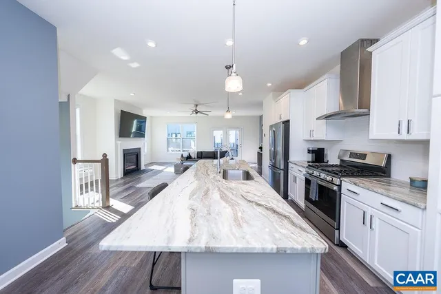 $3,900 | 1521 Knoll Lane, Charlottesville, VA 22911