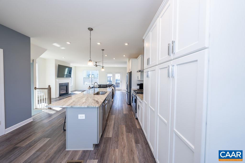 1521 Knoll Lane Charlottesville, VA 22911 - Photo 10 of 24