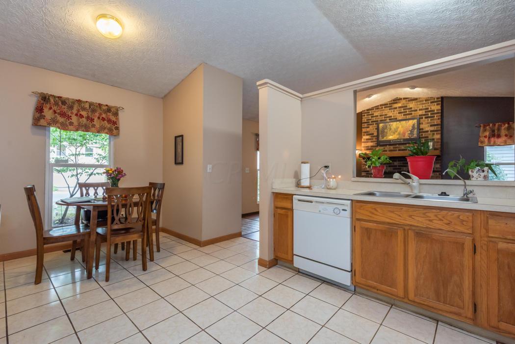 6337 Emberwood Road Dublin, OH 43017 - Photo 7 of 22 Gallery Image 7