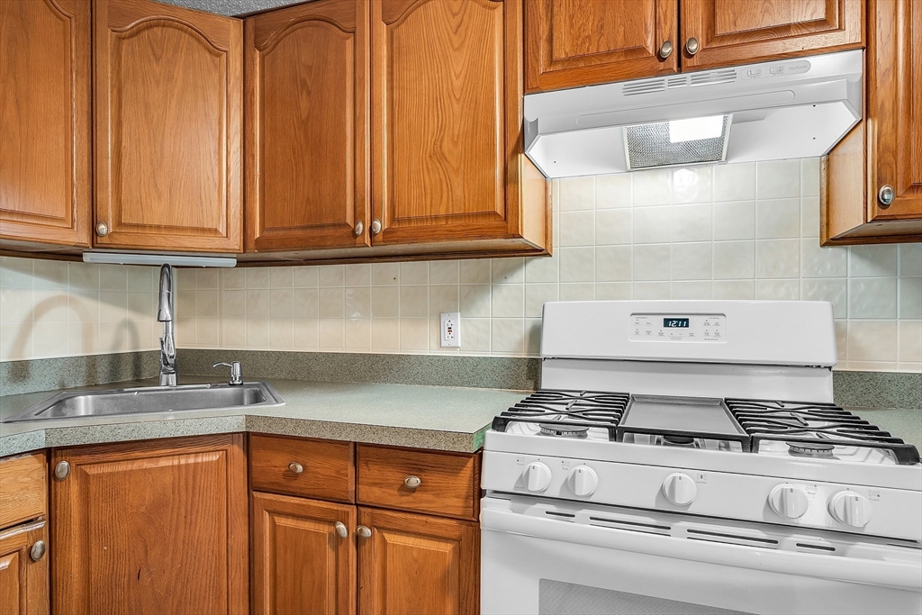 87 Graniteville Road, Unit B Westford, MA 01886 - Photo 3 of 16