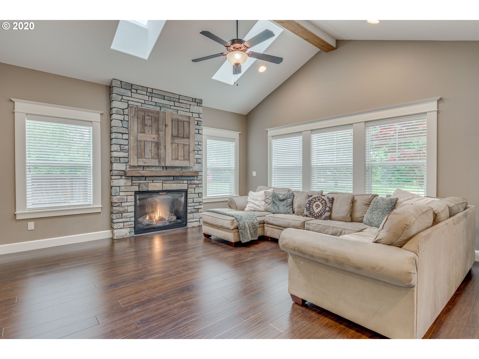 18965 Rose Road Oregon City, OR 97045 - Photo 4 of 24 Gallery Image 4