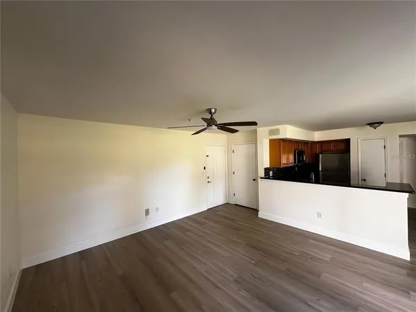 $1,800 | 7220 Westpointe Boulevard, Unit 1414, Orlando, FL 32835