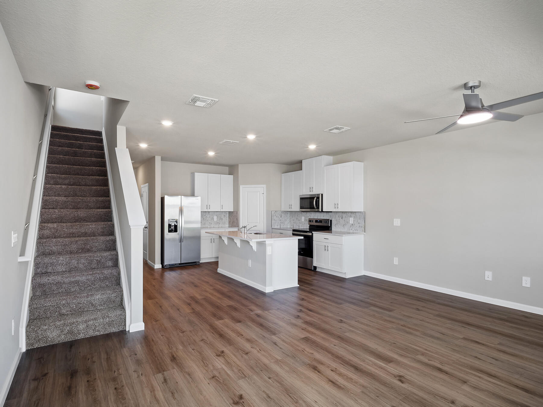 5745 Southeast Edgewater Circle Stuart, FL 34997 - Photo 6 of 38 P1079089-LS-EDIT-1