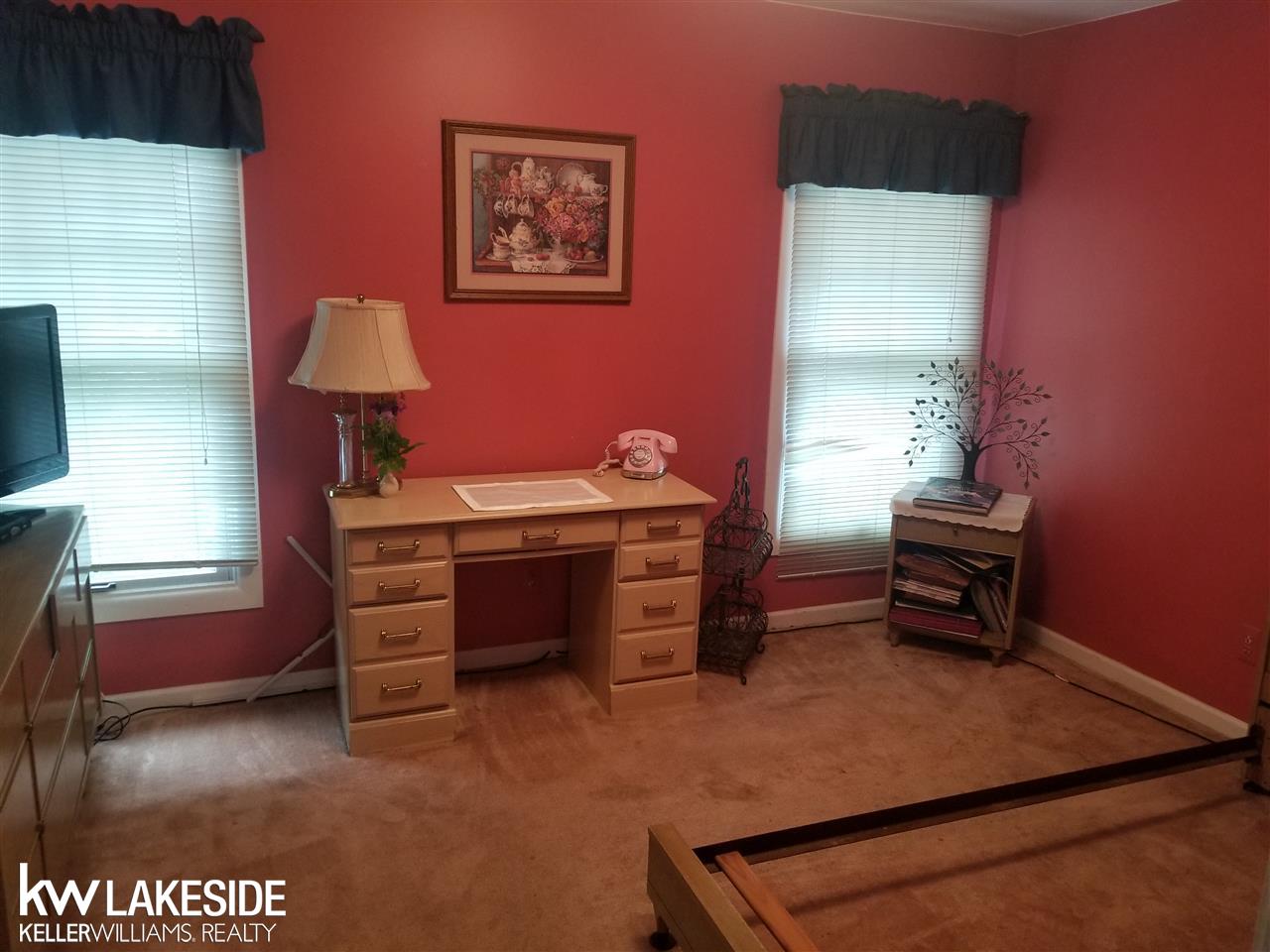 2157 Dorchester Road Birmingham, MI 48009 - Photo 27 of 30 31380854-29.JPG