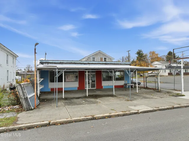 $289,000 | 853 5th Avenue, Troy, NY 12182