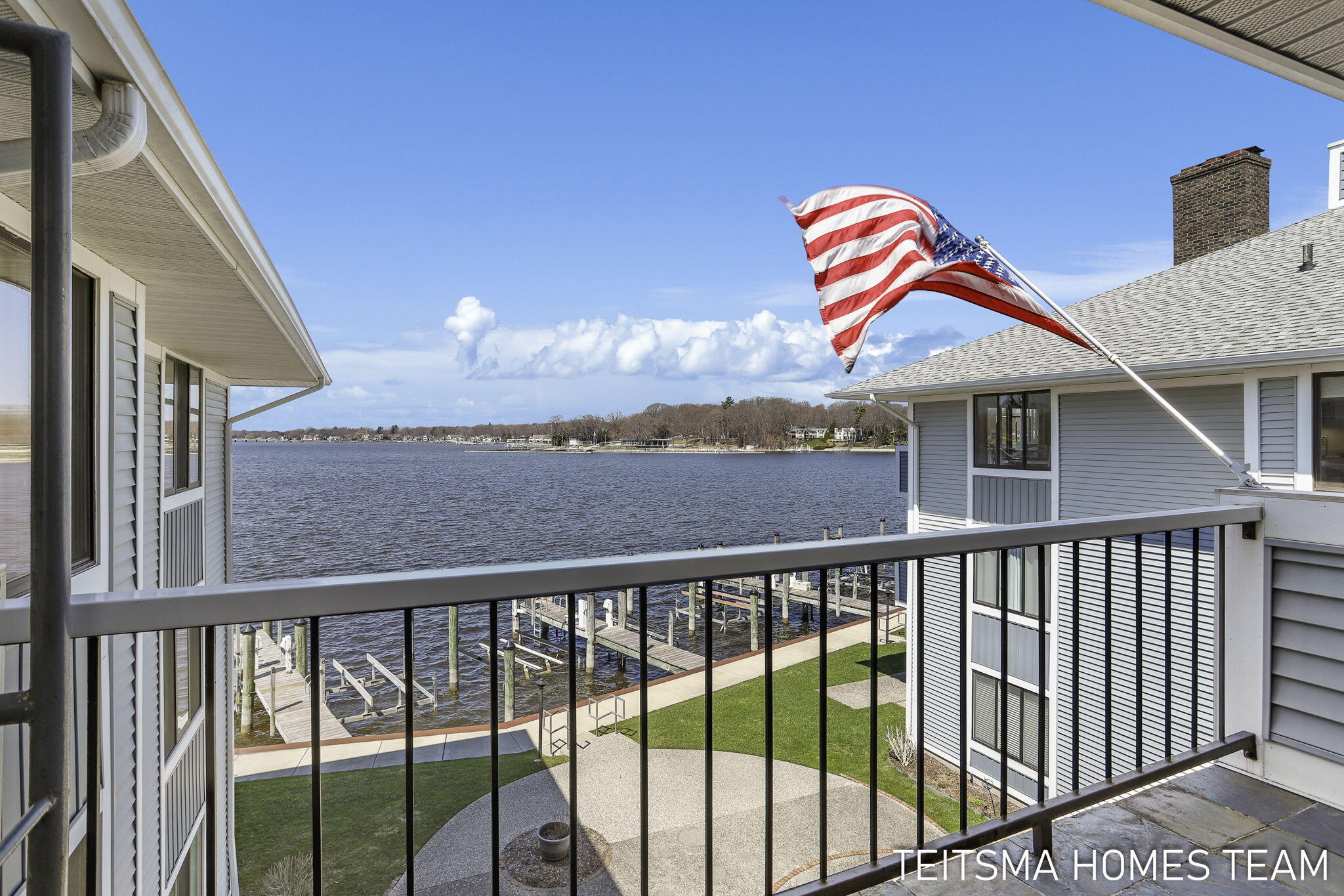 400 Lakeview Street, Unit 25D Spring Lake, MI 49456 - Photo 10 of 73 400 Lakeview Court 25D_49456