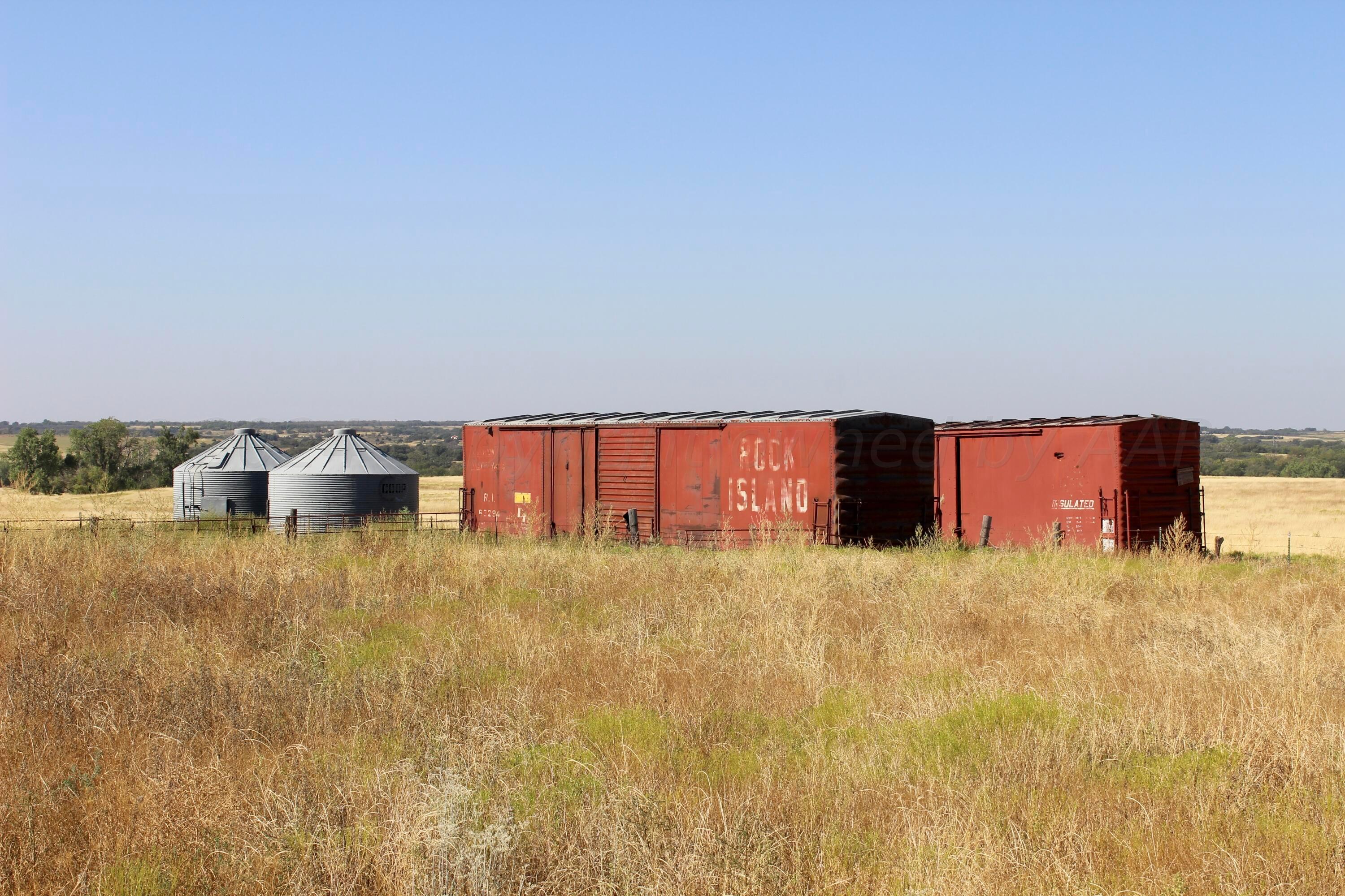 12 Co Road Shamrock, TX 79079 - Photo 19 of 26 Box Cars : Grain Bins