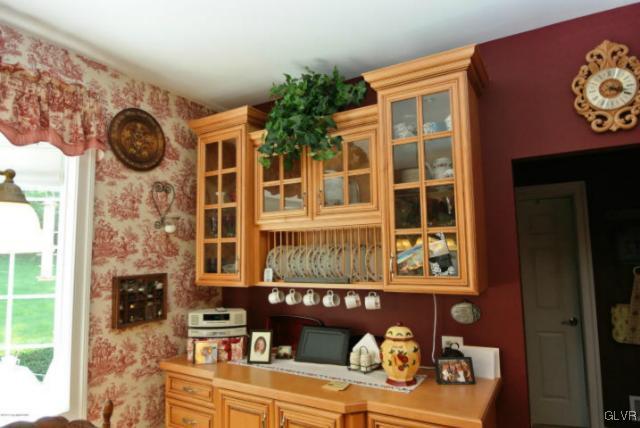 3334 River Road Mount Bethel, PA 18343 - Photo 9 of 48 Gallery Image 9