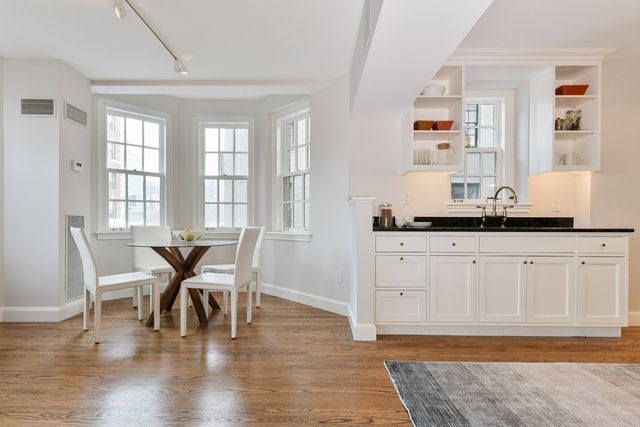 $4,000,000 | 15 River Street, Unit 302/201, Boston, MA 02108