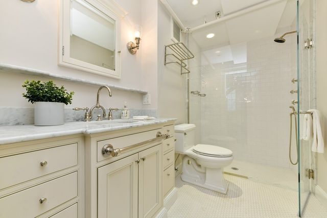 $4,000,000 | 15 River Street, Unit 302/201, Boston, MA 02108