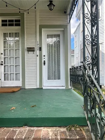 $1,700 | 1932 Milan Street, New Orleans, LA 70115
