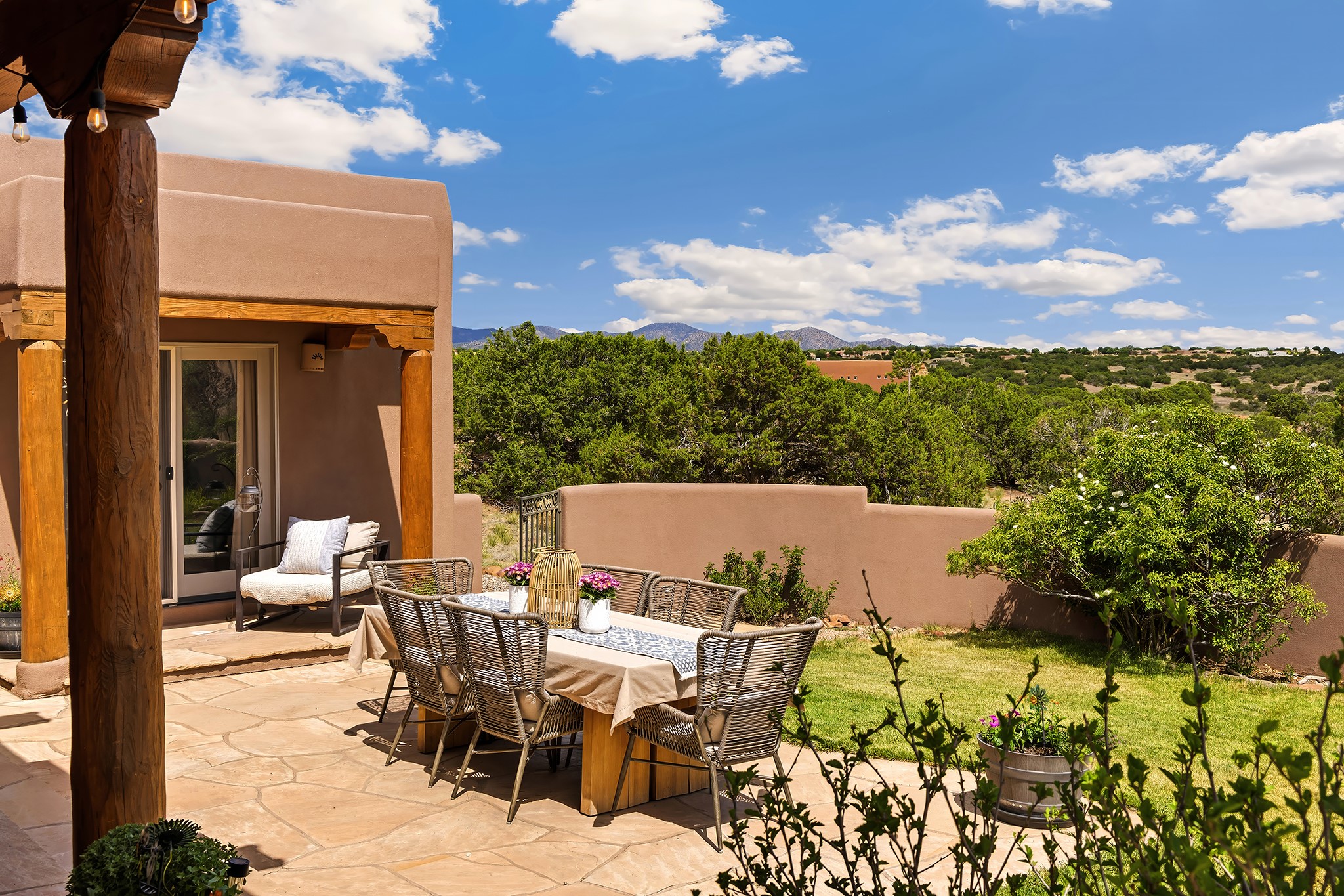 8 South Arroyo Ridge Road Santa Fe, NM 87508 - Photo 1 of 55 Gallery Image 1
