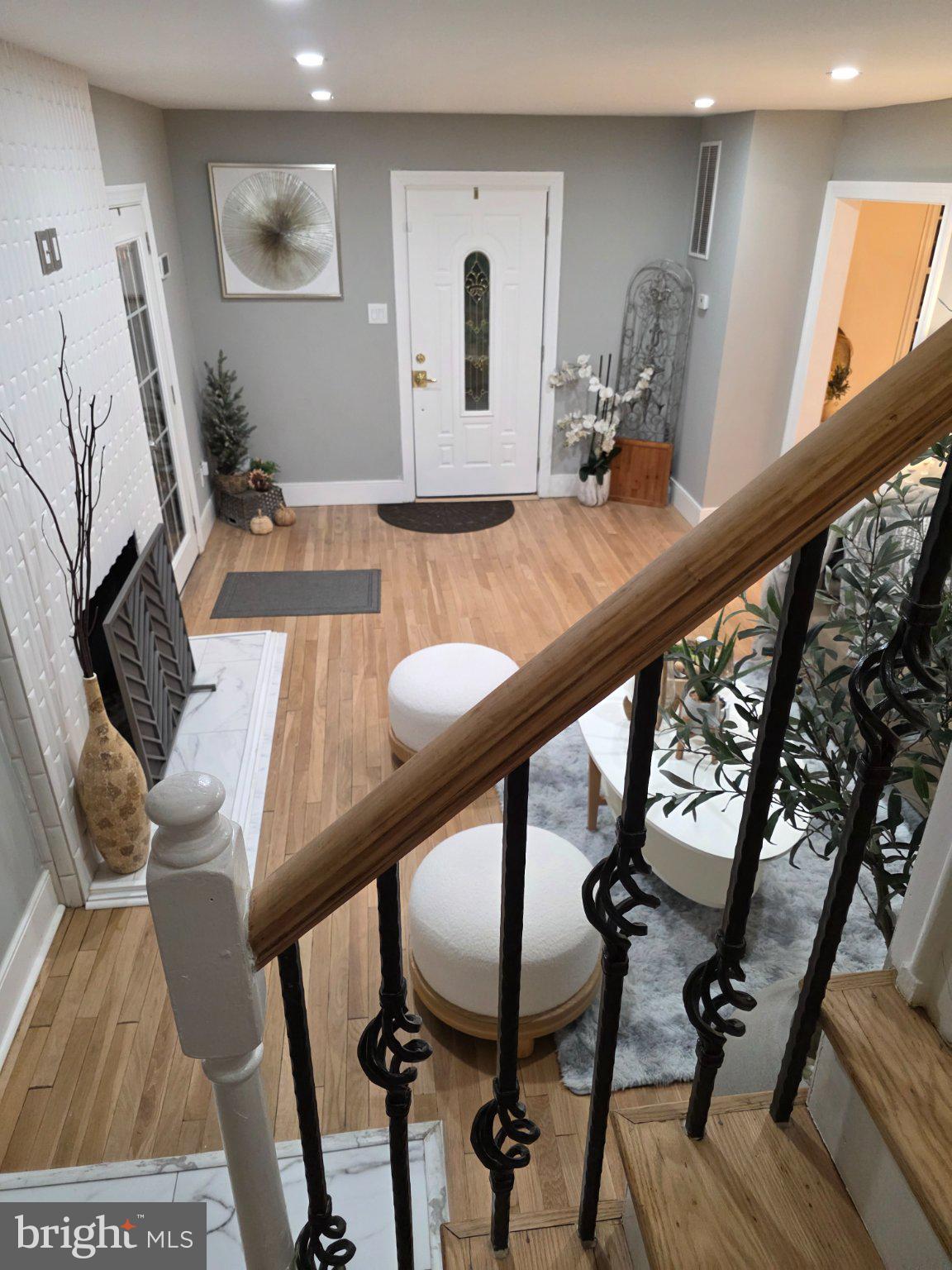 3712 West Cold Spring Lane Baltimore, MD 21215 - Photo 38 of 39 Inviting entryway with modern charm.