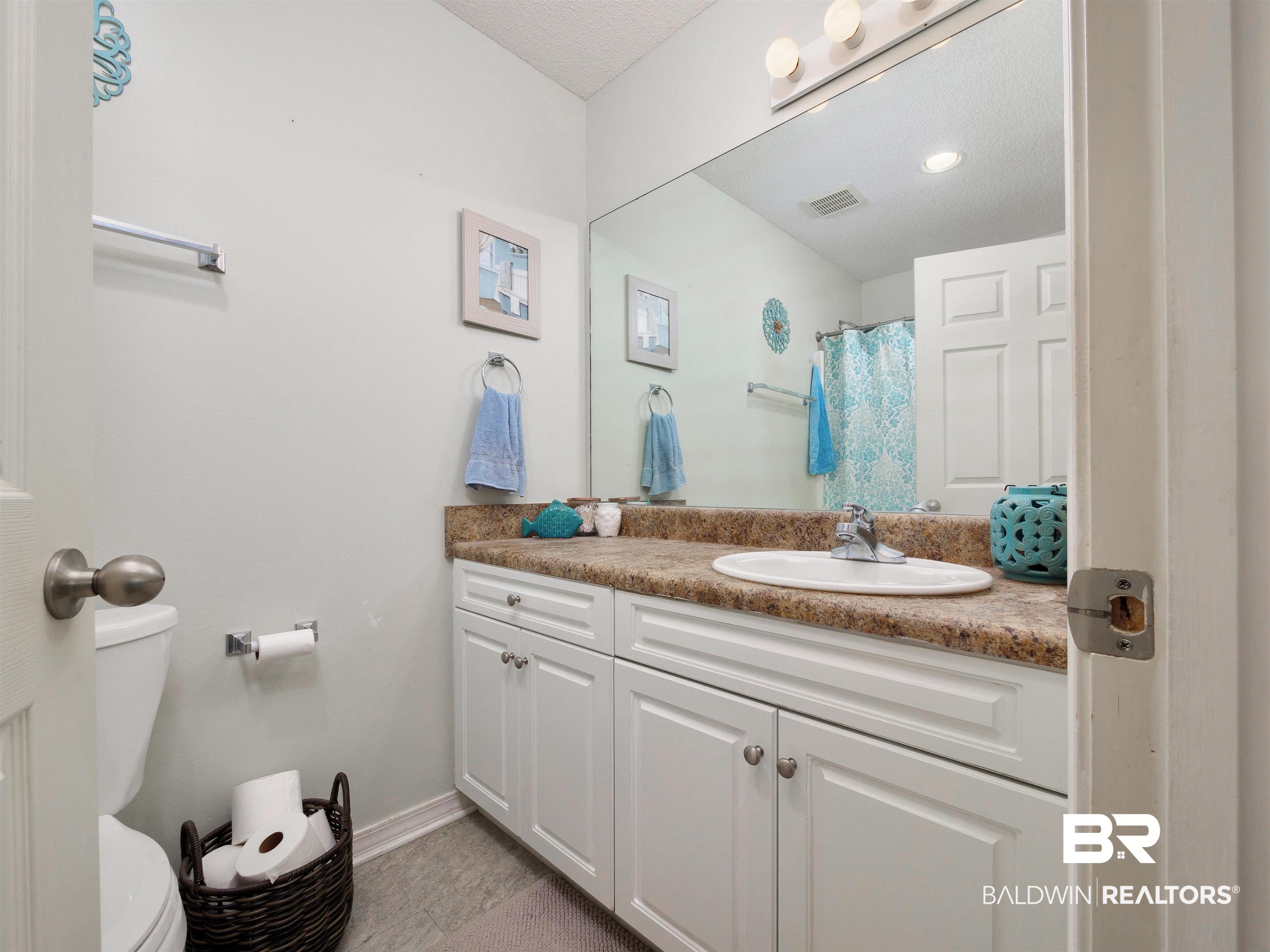 709 West Marigold Avenue Foley, AL 36535 - Photo 14 of 26 Bath 2