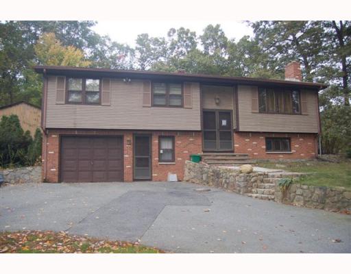 198 Ridge Road Smithfield, RI 02917 - Photo 1 of 7 Exterior Front.
