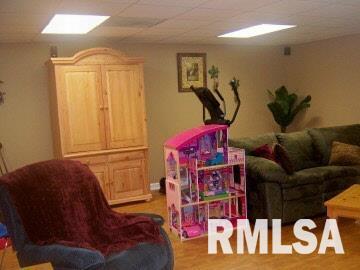 4754 Andrew Road Marion, IL 62959 - Photo 7 of 9 Gallery Image 7