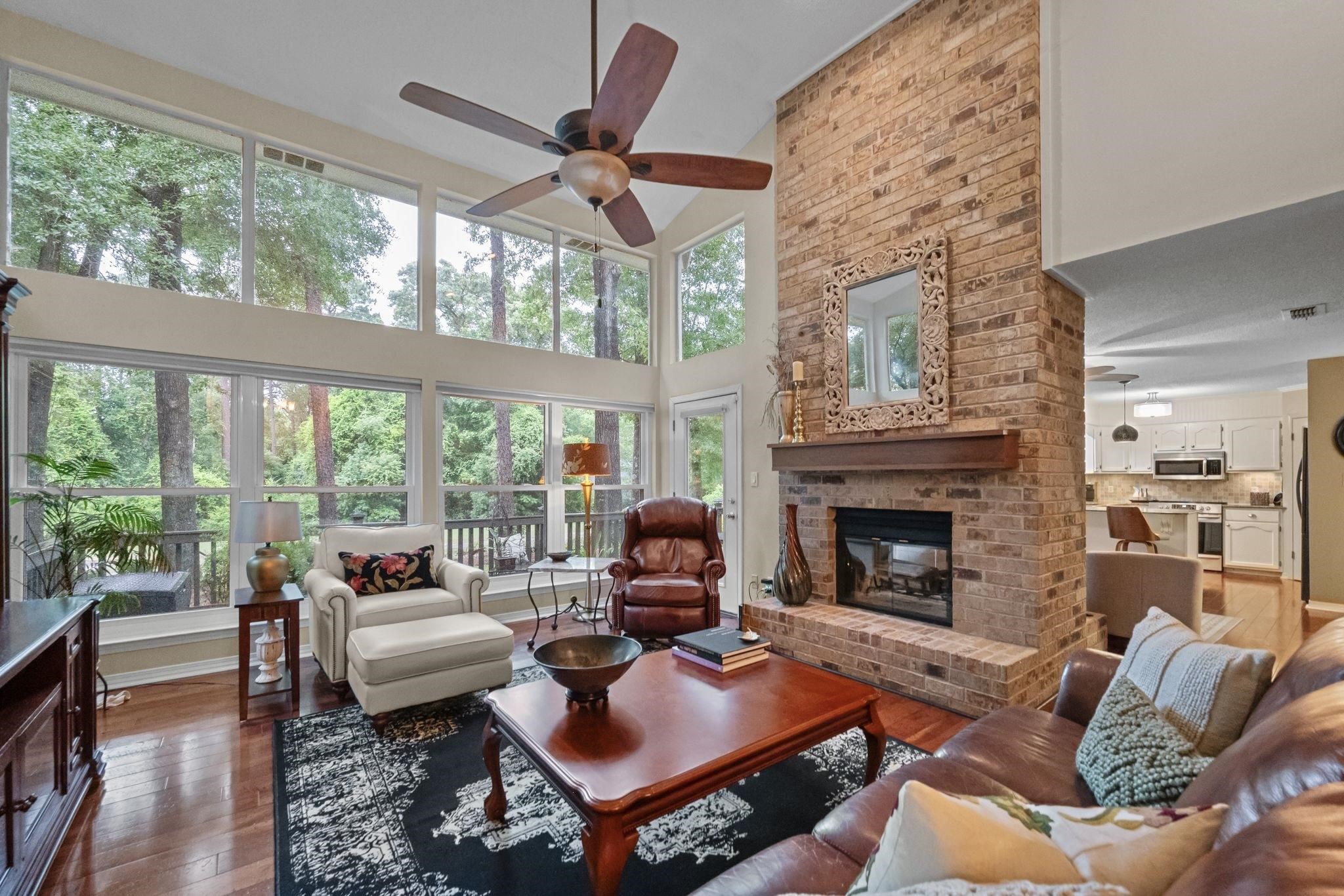 510 Ridgewood Drive Daphne, AL 36526 - Photo 7 of 51 Living Room