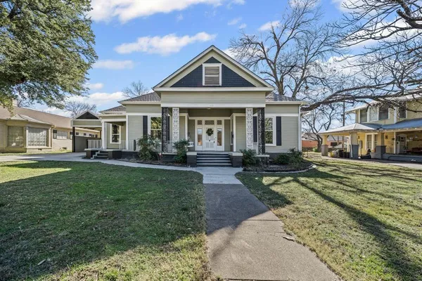 $339,900 | 436 Craig Street, Hillsboro, TX 76645