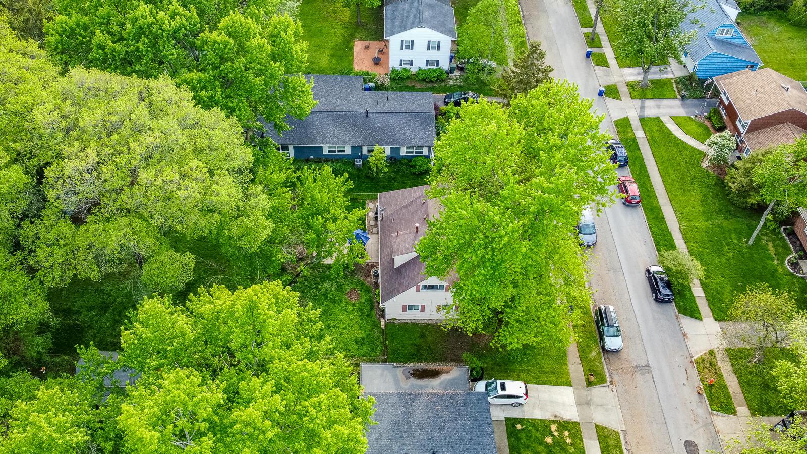 1069 Caniff Road Columbus, OH 43221 - Photo 49 of 57 Drone