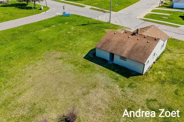 $250,000 | 471 4th Avenue, Lake Odessa, MI 48849