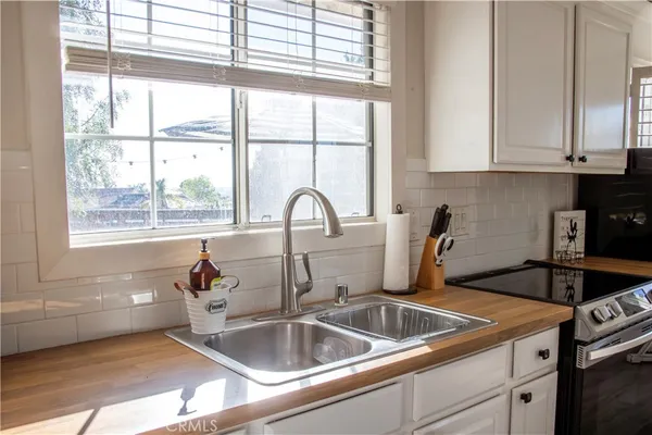 $2,500 | 37645 Vía De Los Arboles, Unit B, Temecula, CA 92592