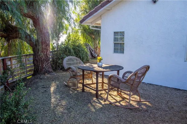 $2,500 | 37645 Vía De Los Arboles, Unit B, Temecula, CA 92592