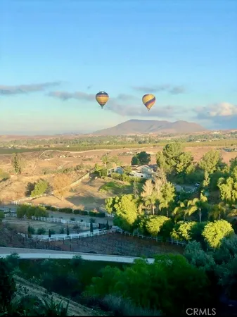 $2,500 | 37645 Vía De Los Arboles, Unit B, Temecula, CA 92592