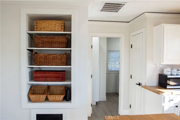 $2,500 | 37645 Vía De Los Arboles, Unit B, Temecula, CA 92592