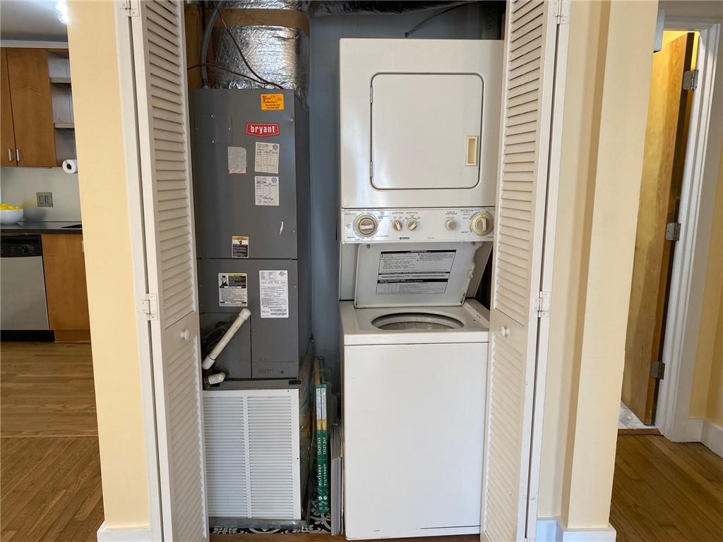 181 Powell Street Southeast, Unit 2 Atlanta, GA 30316 - Photo 23 of 47 a view of washer and dryer
