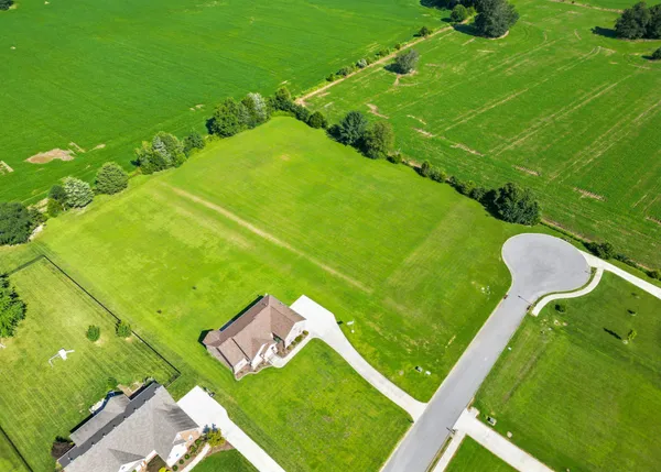 $347,000 | 139 Wind Wood Drive, Portland, TN 37148