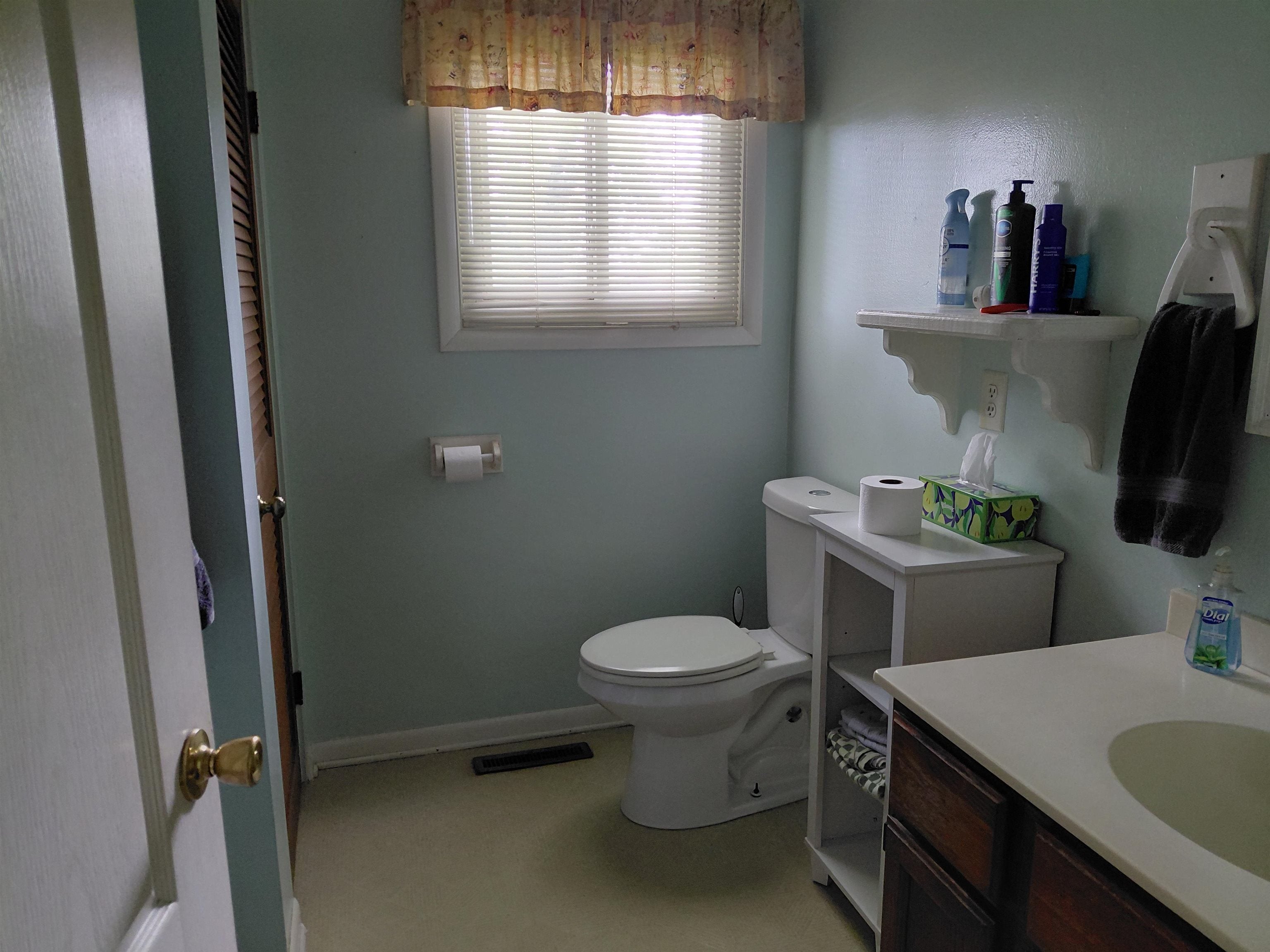 1149 Wetters Road Kawkawlin, MI 48631 - Photo 9 of 24 Gallery Image 9