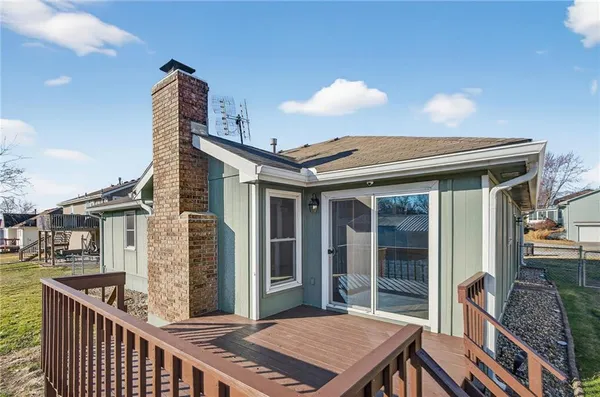 $315,000 | 205 Dawn Avenue, Belton, MO 64012