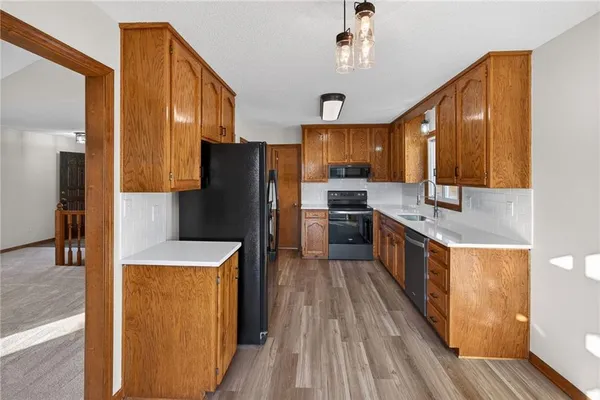 $319,950 | 205 Dawn Avenue, Belton, MO 64012