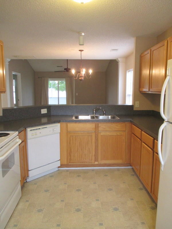 7331 Suncatcher Drive Hanahan, SC 29410 - Photo 2 of 18 IMG_0579