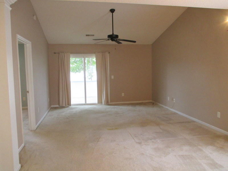 7331 Suncatcher Drive Hanahan, SC 29410 - Photo 9 of 18 IMG_0580