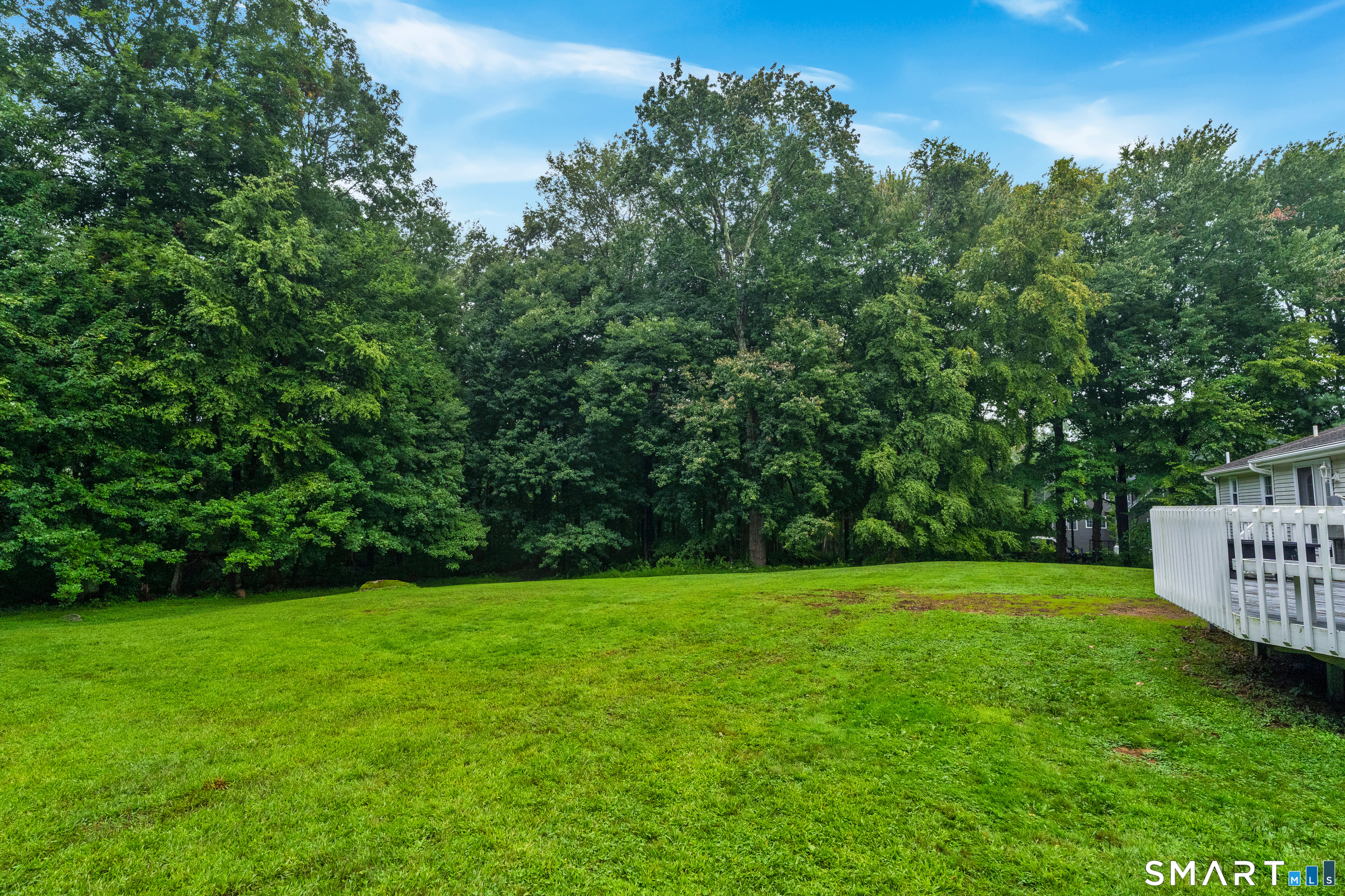142 Ford Road Woodbridge, CT 06525 - Photo 7 of 40 Gallery Image 7